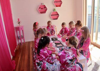 glam-us-up-p-girls-parties-12