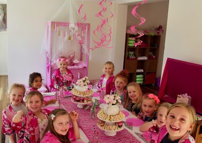glam-us-up-p-girls-parties-36